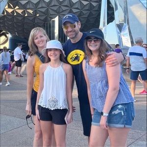 Meet your Posher, Heather